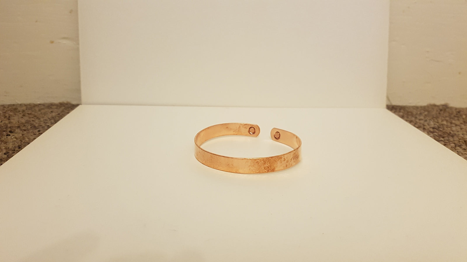 903/Cm7 – X-Large Copper Bangle With Magnets