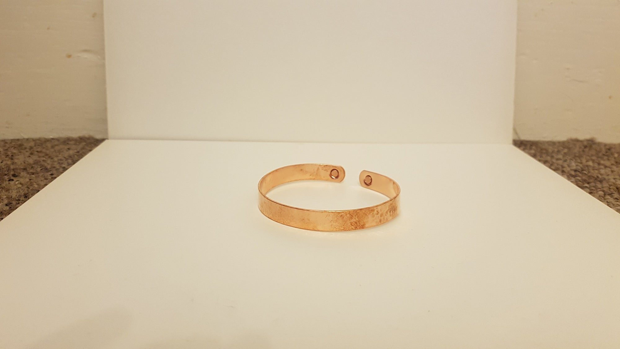 903/Cm7 – X-Large Copper Bangle With Magnets